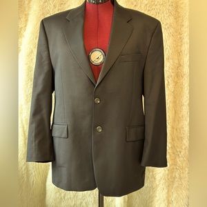 Ralph Lauren Navy Mens Two Button Blazer. 42 Short 100% Wool and fully lined.